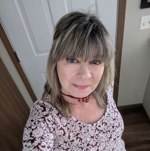 Meet your Posher, Jeanne